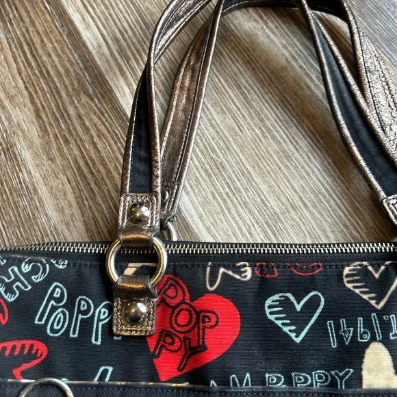 Coach Poppy graffiti tote Purse y2k - Picture 5 of 11